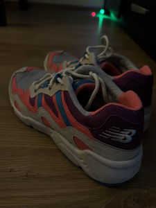 New Balance Кроссовки (2 фото из 3)