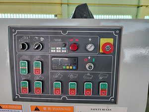 21-16- Keturpusio obliavimo staklės WOODLAND MACHINERY ( (2 nuotrauka iš 4)