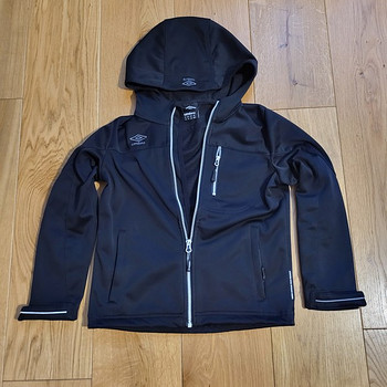 Laste Umbro jakk 128cm