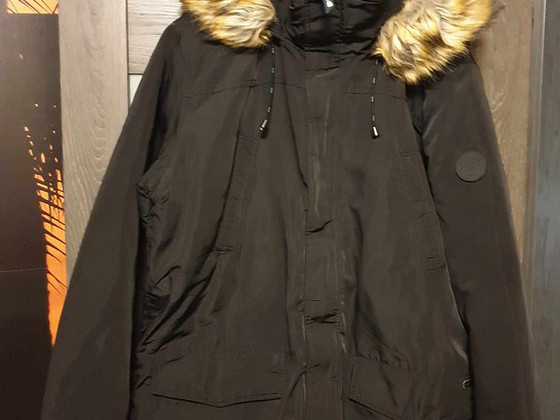 Зимняя куртка Мустанг s XL