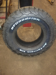 Bf Guudrich новые 235/75/15 (3 фото из 3)