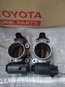 Toyota Land Cruiser 200 26100-26010 25611-51020 25612-51020 (6 foto / 8)
