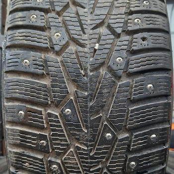 R18 Nokian 225/40/18 - 7mm - 99% naelad - üksik 1tk