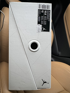 Air Jordan XXXVII nr 44.5 (4 foto / 5)