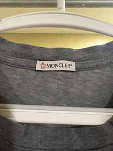 Moncler T särk (4 foto / 4)
