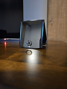 Motorola XT2000-2 Razr 128GB Gold (8 foto / 10)