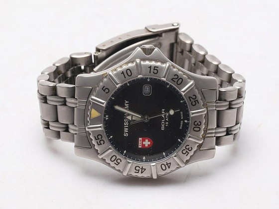 SWISS ARMY SOLAR 100% ORIGINAL !