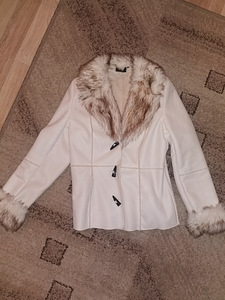 Теплое полупальто (2 фото из 2)