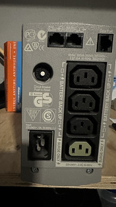 Back-UPS CS 500 (2 фото из 2)