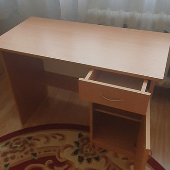 Стол письменный