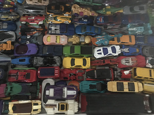 Продаю игрушки Hot Wheels (продаю поштучно)Hot Wheels (1 фото из 1)