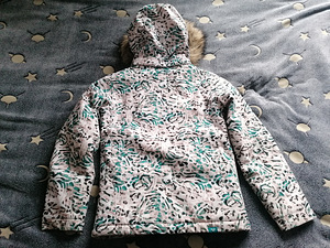 Зимняя куртка Roxy (2 фото из 3)