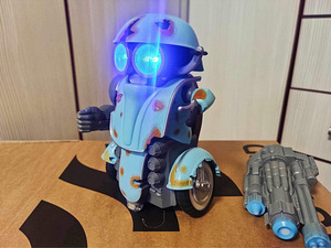 Робот Hasbro Трансформеры. (2 фото из 3)