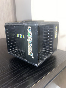 Продажа компакт-дисков и кассет (5 фото из 6)