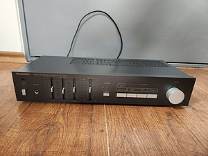 Интегральный стереоусилитель Technics SU-Z15 (1 фото из 4)