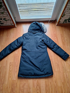 Müüa Adidas naiste/tüdrukute talvejope suurus S (4 foto / 4)