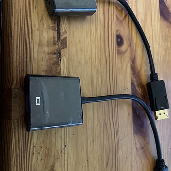 Vga/hdmi ja vga/dp adapter