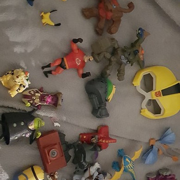 Продаю игрушки, игрушки от McDonalds и не только
