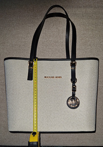 Michael Kors новая женская сумка (реплика) (1 фото из 3)