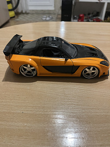 Fast fourius автомобили (6 фото из 8)