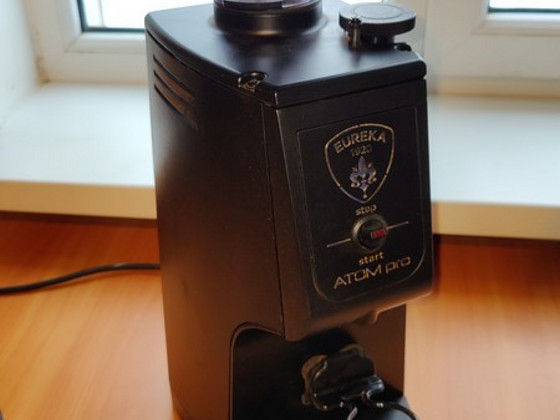 Eureka Atom Pro