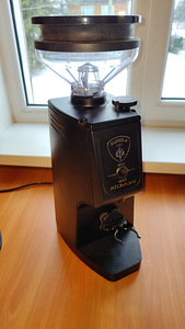 Eureka Atom Pro (1 foto / 2)