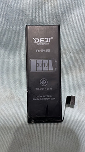Apple iPhone 5s Battery NEW помогу установить. (3 фото из 3)