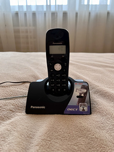 Беспроводной телефон Panasonic (1 foto / 2)