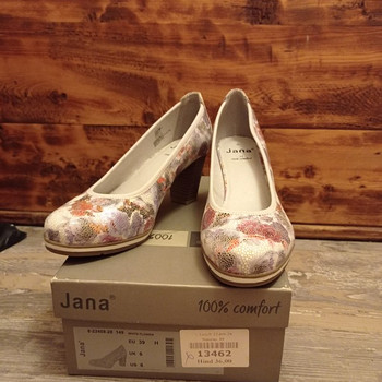 Naistekingad Jana