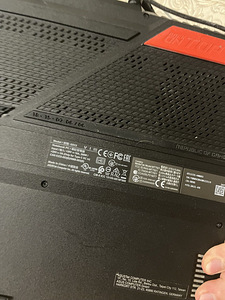Asus ROG STRIX (2 foto / 6)