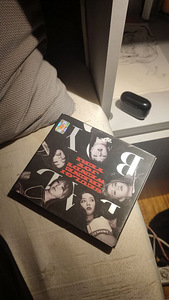 K-popi album (1 foto / 1)