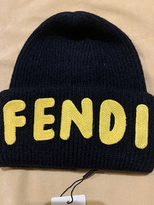 Fendi uus müts - uus (2 foto / 5)