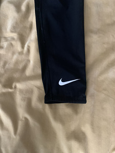 Spordipesu NIke 158-170 (2 foto / 9)