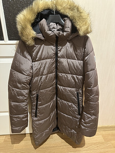 Reima tüdruku talveparka s.164 (1 foto / 2)