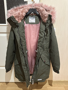 Lenne tüdruku talveparka s. 152 (3 foto / 3)