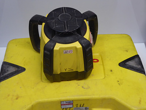 Laser-nevilir Leica Rugby 670 RE (6 foto / 7)