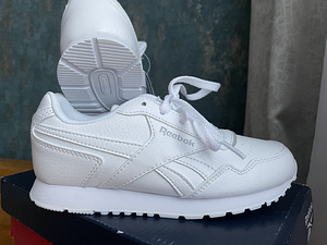 Кроссовки Reebok (3 фото из 3)