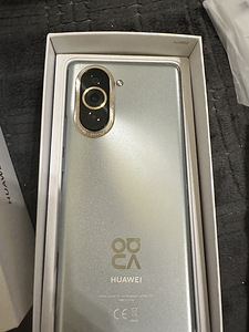 HUAWEI Nova 10 (5 фото из 5)