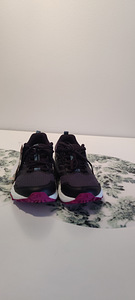 Asics 37.5 (1 foto / 7)