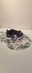 Asics 37.5 (4 foto / 7)