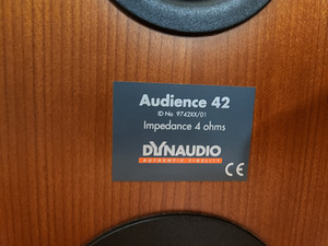 Dynaudio Audience 42 (5 фото из 5)