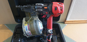 MAX Power Lite HN 90 F rullnaelapüstol (1 foto / 5)