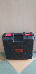MAX Power Lite HN 90 F rullnaelapüstol (5 foto / 5)