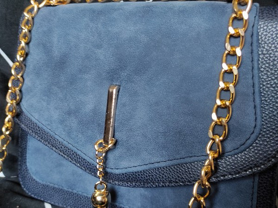 Müüa uus crossbody kott. Tume-sinine värv.