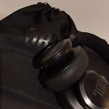 Наушники JBL