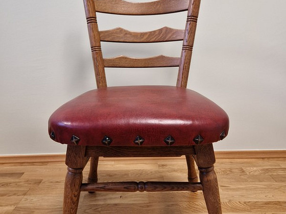 Стул из натурального дерева antique