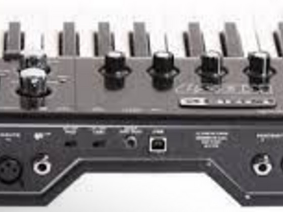 Line6 TonePort KB37 USB controller and Audio interface