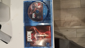 Диски на пс4: Doom vfr Skyrim vr (2 фото из 5)