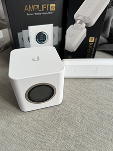 Amplifi HD + MeshPoint HD (1 фото из 3)