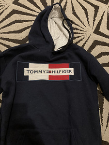 Блузка Tommy Hilfiger на продажу (1 фото из 2)